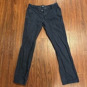 Old navy men’s 29x 30 navy blue pants
